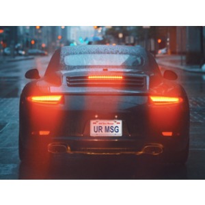 You can add your own message to the license plate on this sports car using our online tools.