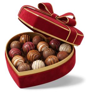Download this heart-shaped box of chocolates for Valentine's Day to enhance your Presentation Clipart design with sweet and romantic visuals.